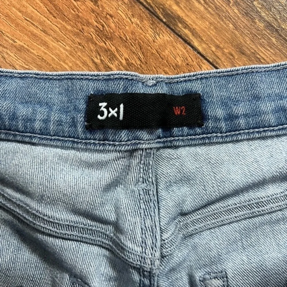 3x1 W2 light wash frayed raw denim shorts C5-14